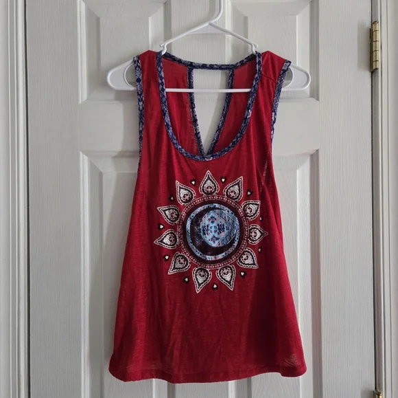 Red Open Back Tank Top - Picture 1 of 6